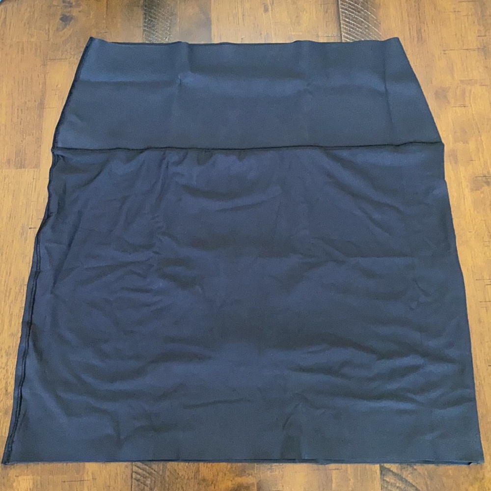 Maidenform Flexees Cool Comfort Half Slip - Picture 4 of 10